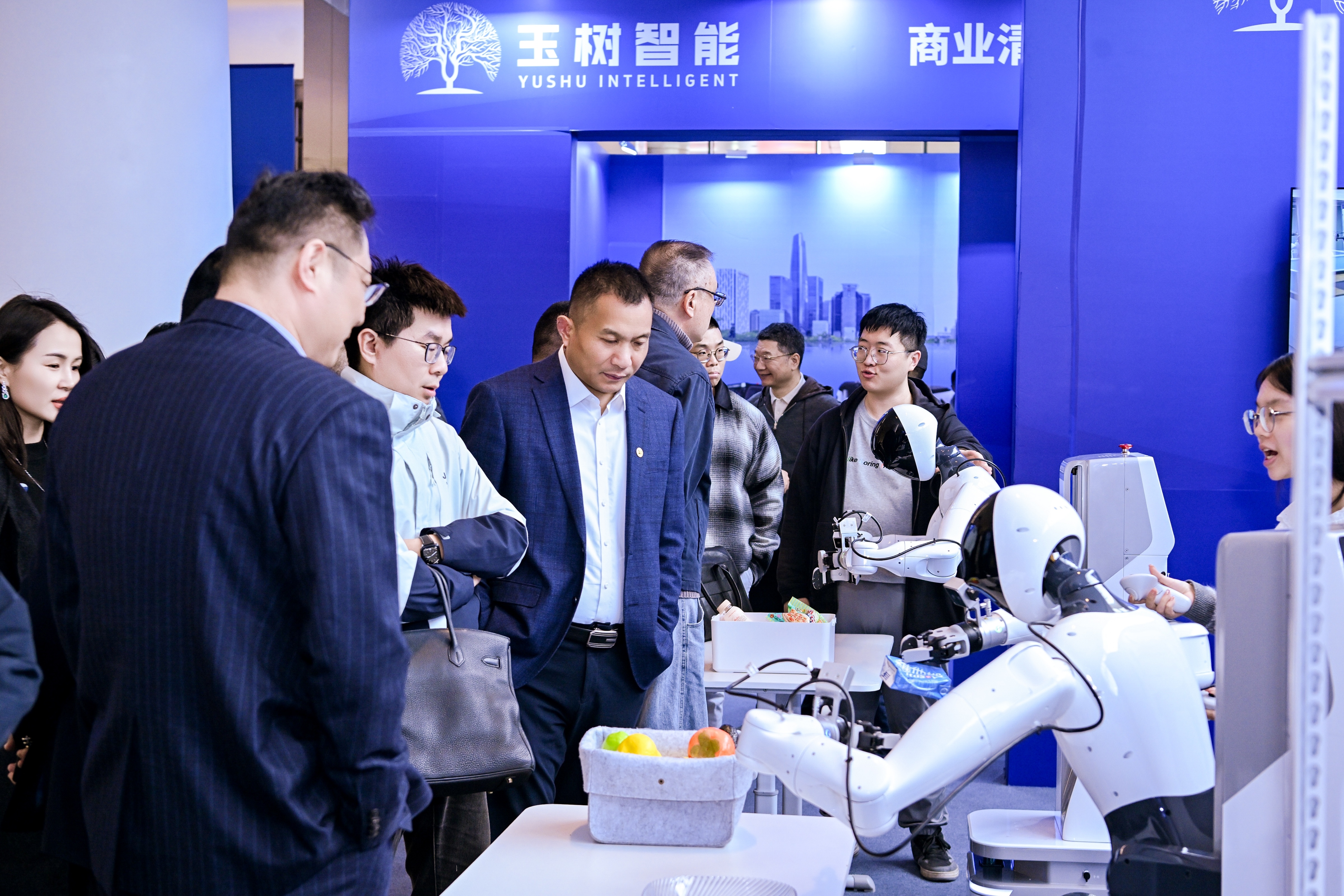 29載積淀啟新程，擁抱人機共生新航向—玉禾田集團&玉樹機器人二十九載戰略轉型發展大會圓滿召開