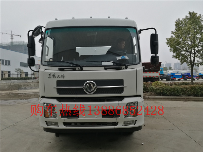 湖北盈通汽車福瑞卡洗掃車